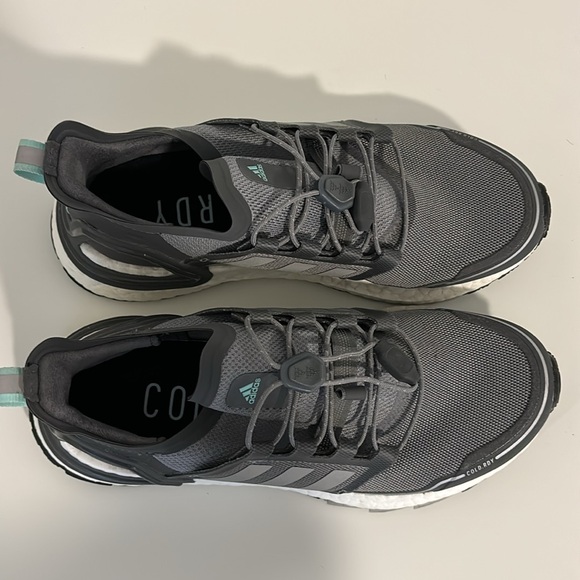 Adidas UltraBoost - Picture 4 of 10